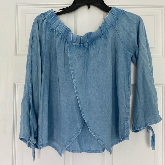 Open Back Shirt - Picture 4 of 4